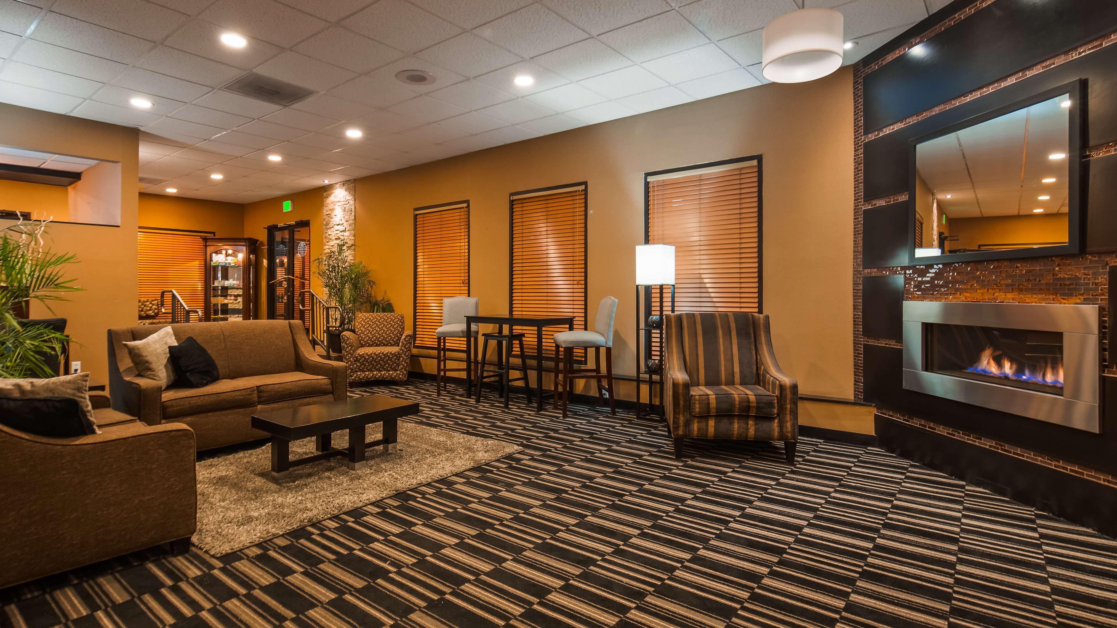 Best Western Yuma Mall Hotel & Suites Екстер'єр фото
